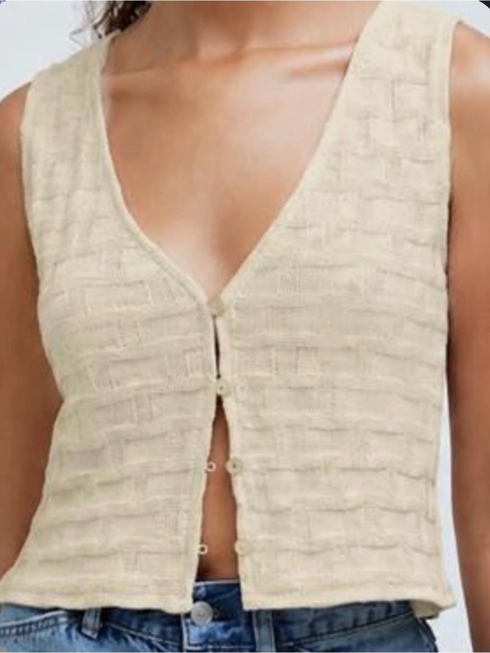 Madewell Knit Button-Front Tank - Picture 3 of 6